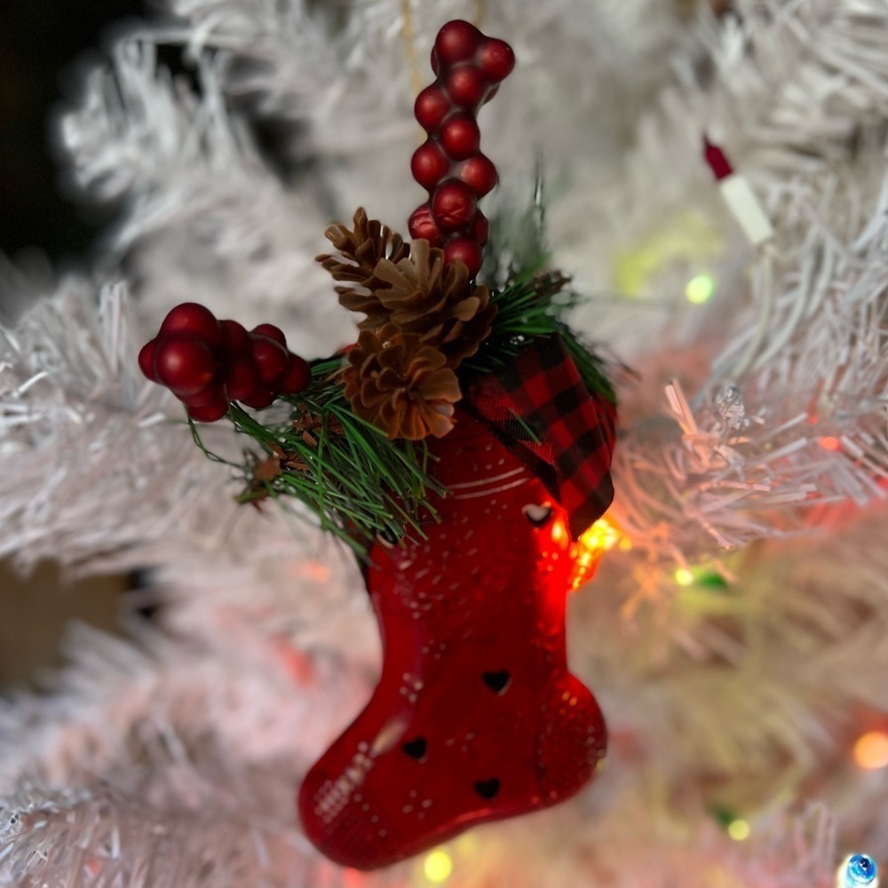Vintage Christmas Stocking
Pinecone Heart Bell Hand Painted Ornament